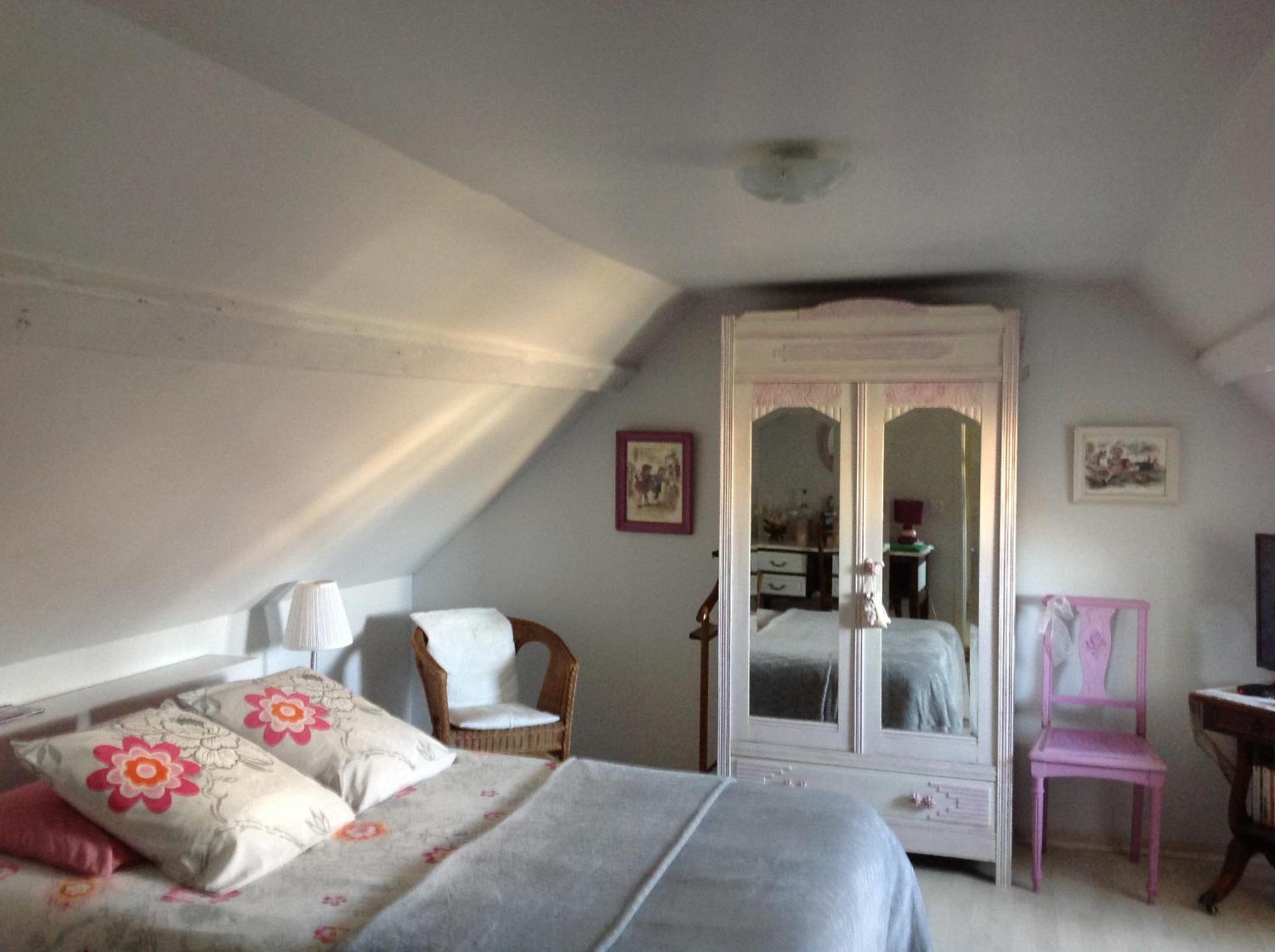 Bed and Breakfast Le Jardin Des Poules Thiétreville Exterior foto